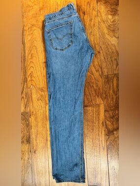 Levi's Mens  Jeans in Medium Blue Wash